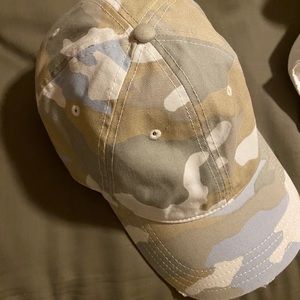Women’s American Eagle camo hat
